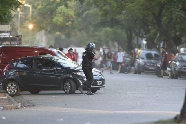 La policía tuvo que actuar inmediatamente después de consumada la victoria de Central ante Newells en el clásico.