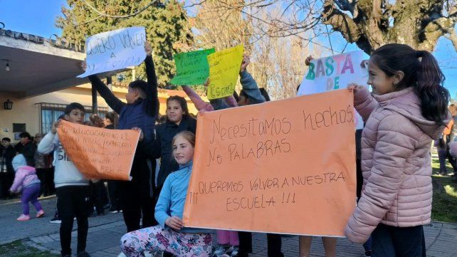 La comunidad educativa de Lucas González