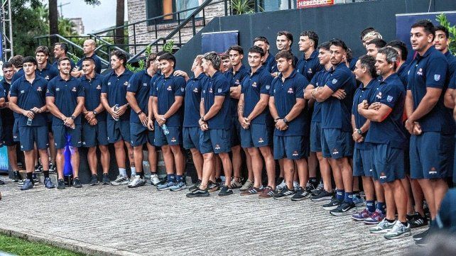 Se presentó oficialmente Capibaras XV en la ciudad de Paraná.
