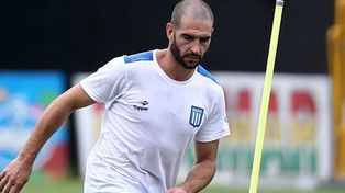 Licha López se retiró de la concentración y no juega el clásico ante Boca