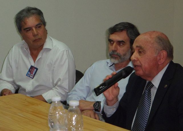 Conferencia. Cevallos