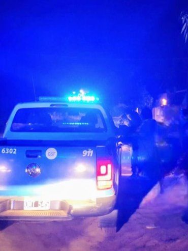 Noche de terror para una joven de 19 años: la emboscaron en avenida Peñaloza y le robaron la moto a punta de pistola