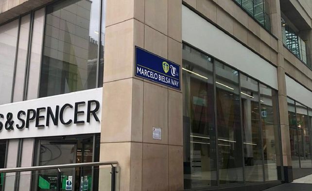 Bielsa tiene su calle en Inglaterra