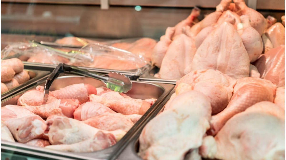 Bajó el precio de pollo en la ciudad por la caída del consumo