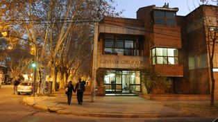 El cuerpo fue trasladado al Instituto Médico Legal para realizar la autopsia.