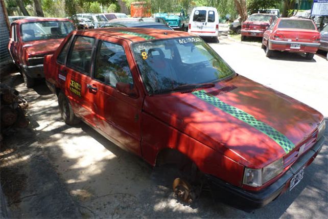 Secuestraron tres autos de una empresa de remises de la capital entrerriana