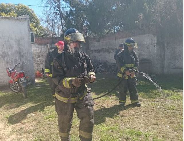 Presos de la Subcomisaría 6° de La Guardia incendiaron colchones