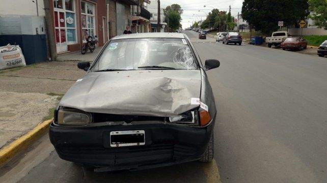 Conductor alcoholizado chocó a una motocliclista y se dio a la fuga