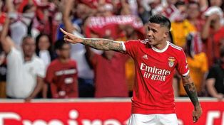 Debut oficial y golazo para Enzo Fernández en el Benfica.