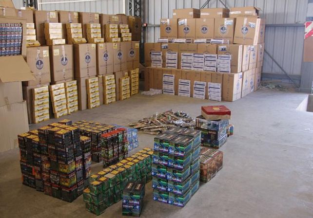 La Afip impidió millonario contrabando de cigarrillos y pirotecnia a Chile