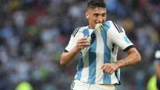 Alejo Véliz, goleador de la Selección Argentina Sub 20, tuvo un paso por Colón pero se terminó yendo porque no había lugar en la pensión.