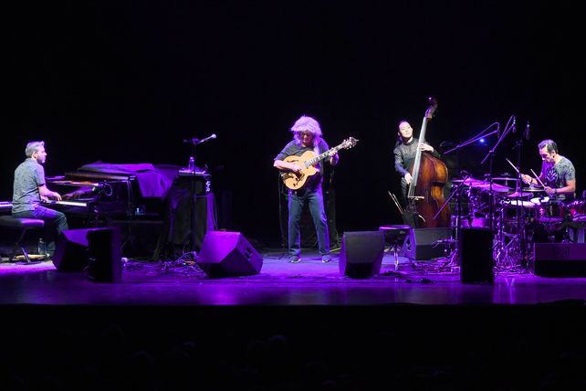 Pat Metheny cautivó a la audiencia en su show porteño