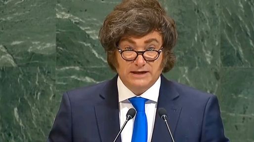 Javier Milei en campaña: Nos van a salir dólares por las orejas