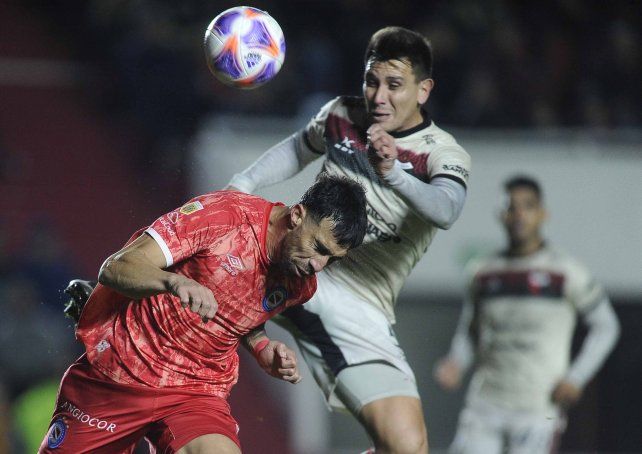 Cristian Vega habló sobre la situación de Farías en Colón