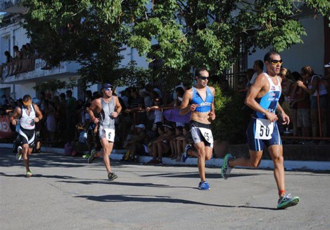 El Triatlón Internacional de La Paz no se suspende