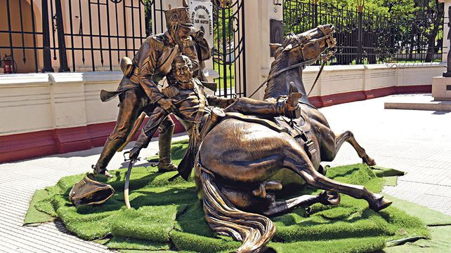 El mito est&aacute; vivo: la famosa acci&oacute;n de la batalla de San Lorenzo donde Cabral salva la vida de San Mart&iacute;n.
