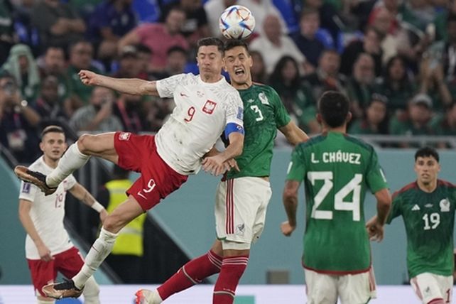 Mundial Qatar 2022: México y Polonia jugaron para Argentina