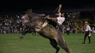 Se suspendió por la lluvia el Festival de Jineteada y Folclore de Diamante