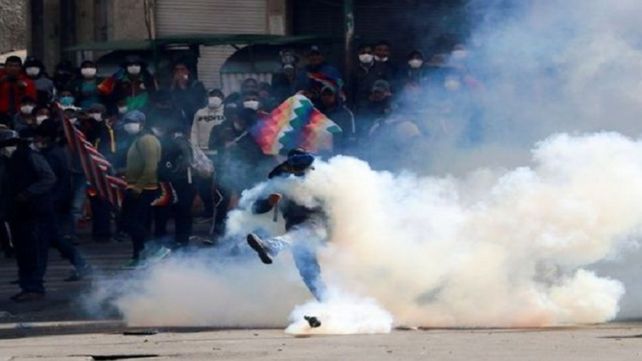 Se hallaron las municipones argentinas que habrían sido enviadas como contrabando ilegal por la gestión de&nbsp;Mauricio Macri a Bolivia durante el golpe de Estado del 2019 que derrocó a Evo Morales.