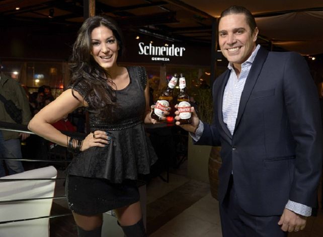 ¿Escudero y Alé ahora celebran el Día del Amigo?