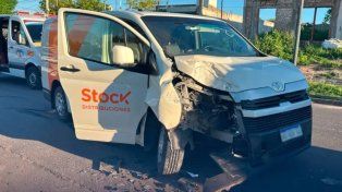 Chocaron un transporte escolar y una camioneta en Paraná