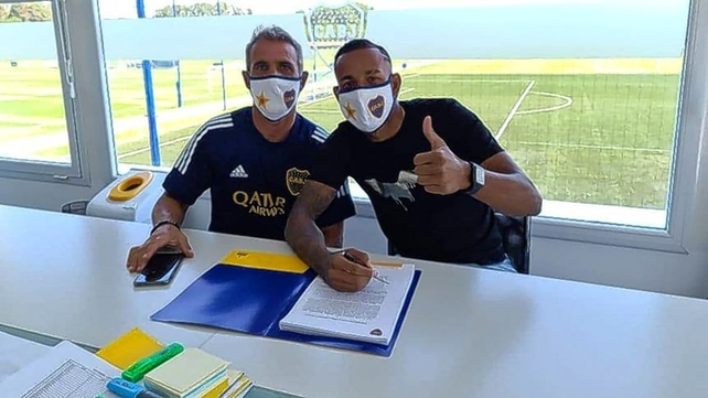 El delantero Sebastián Villa extendió su contrato con Boca hasta diciembre de 2024.