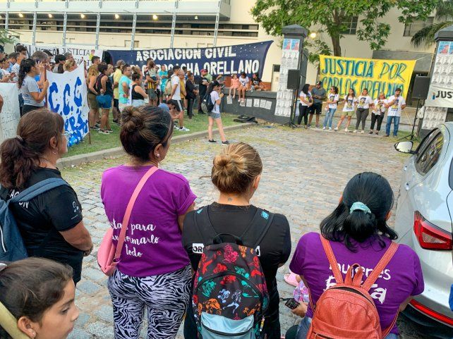 Numerosas personas se reunieron este viernes para recordar a Bocacha Orellano a tres años de su crimen.