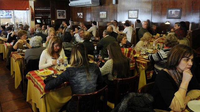 Los empresarios gastronómicos detectan una caída profunda caída de ticket. 