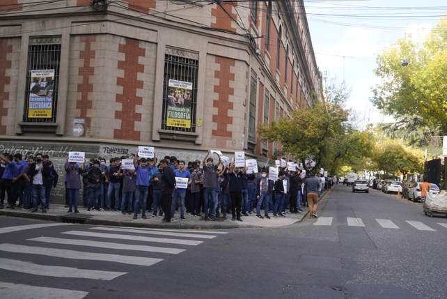 Alumnos del Colegio San José reclaman por paz y justicia en la ciudad
