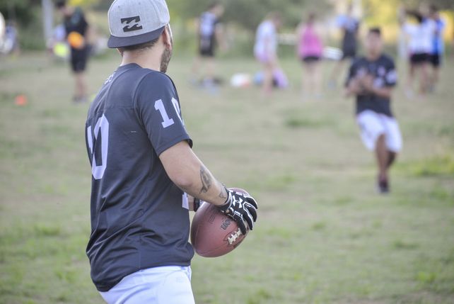 La velocidad y la técnica son fundamentales en el Football.&nbsp; 