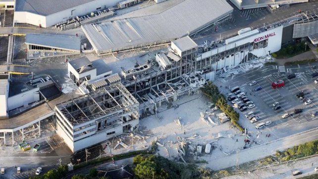 Japón: un terremoto provocó una explosión en un centro comercial