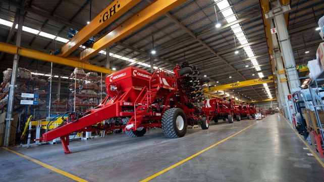Bice financia y Crucianelli aumenta la producción de sembradoras