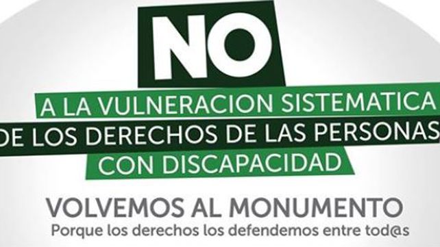 Una multitud en el Monumento reclamó que frenen los ajustes a prestadores de servicios para discapacitados