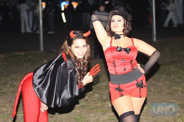 Fiebre por la Fiesta de Disfraces: los hostels, con ocupación plena