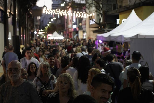 Rosario vivirá una nueva edición de la Noche de Peatonales&nbsp;