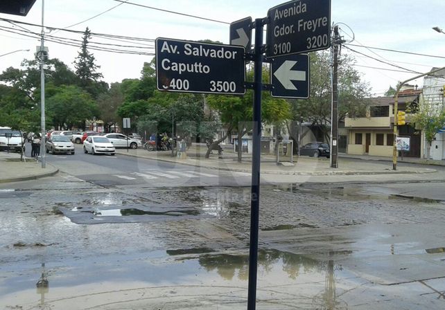 Bº Constituyentes: indignación de vecinos por la presencia de líquidos cloacales