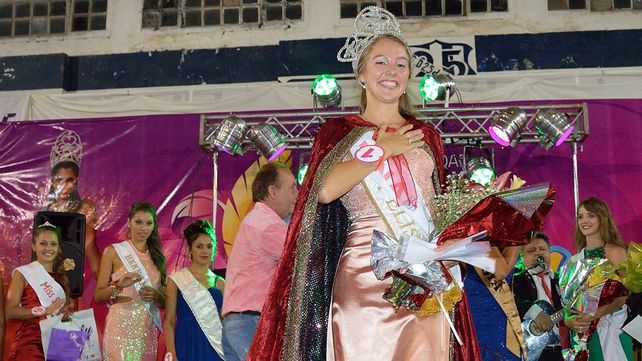 Victoria tiene nueva reina del Carnaval