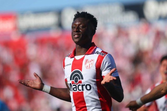 Instituto venció a Atlético Tucumán y sueña con los playoffs Instituto venció a Atlético Tucumán y sueña con los playoffs