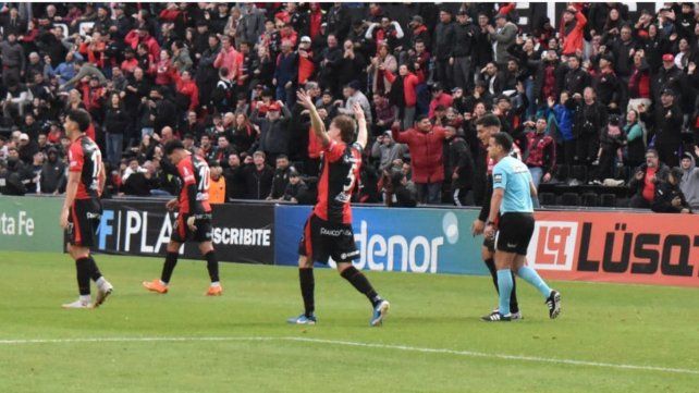 Matías Muñoz, tras su gol ante Patronato: Tenía muchas ganas de gritarlo con la gente