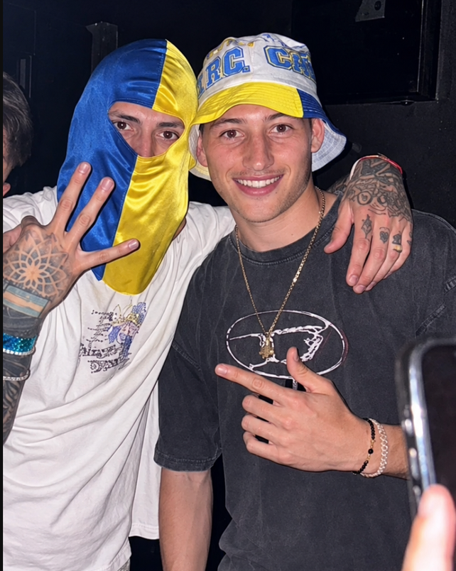 La foto de Franco Domínguez Ávila y su hermano Gastón Avila festejando el campeonato de Central tras ganarle la final a Estudiantes.