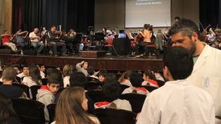 Cada septiembre, la Orquesta Sinfónica Provincial de Rosario se presenta en los Conciertos Didácticos para alumnos de escuelas privadas y públicas de Santa Fé