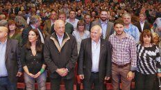 ¿Rompen filas? El radicalismo quiere un frente con más espesor al progresismo, que lo haga competitivo. ¿Rompen filas? El radicalismo quiere un frente con más espesor al progresismo, que lo haga competitivo.