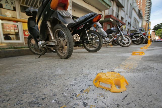 Realizaron una nueva demarcación para el estacionamiento de motos
