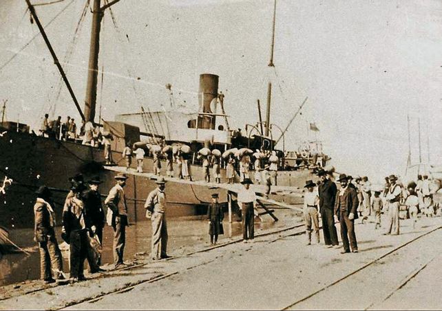 Los años dorados del ferrocarril y el Puerto sobre el río Colastiné