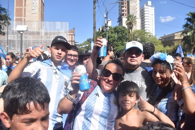Argentina campeón Mundial: emoción, sufrimiento y alegría absoluta de los santafesinos