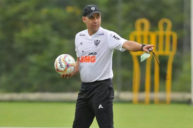 Dudamel pone un equipo ultraofensivo para buscar la remontada ante Unión