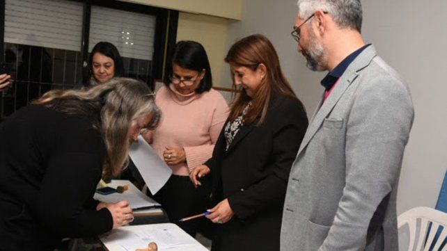 Entrega Fondo de Asistencia Educativa en Santo Tomé&nbsp;