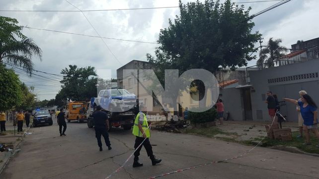 Persecución y violento choque de un patrullero con dos policías heridos