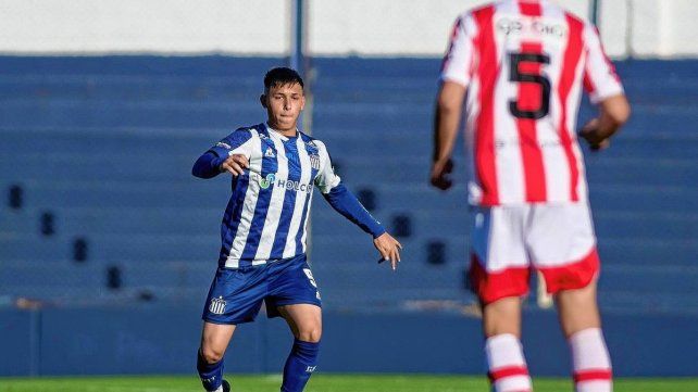 El volante de Talleres Santiago Puzzo está en la mira de Colón.