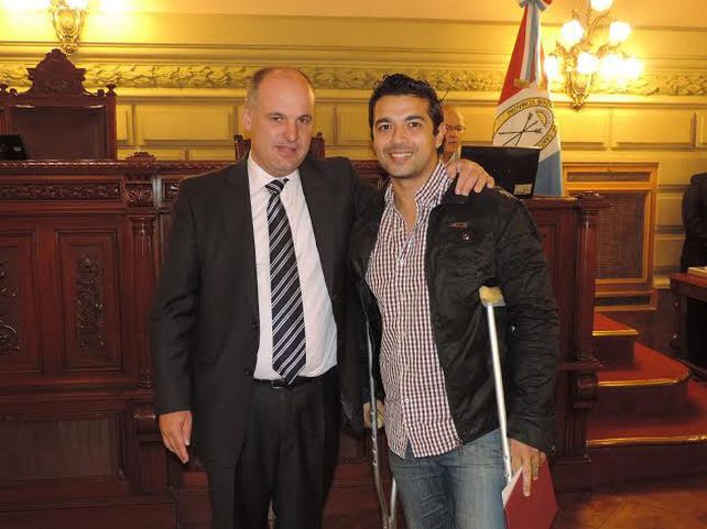 En el Senado. Dino Ingaramo (der.) expuso sus ideas en la Legislatura.